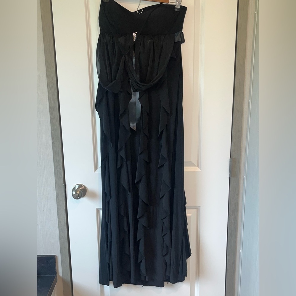 Betsy & Adam Tiered Ruffle Halter Dress Long Gown Size 10 - Picture 5 of 8